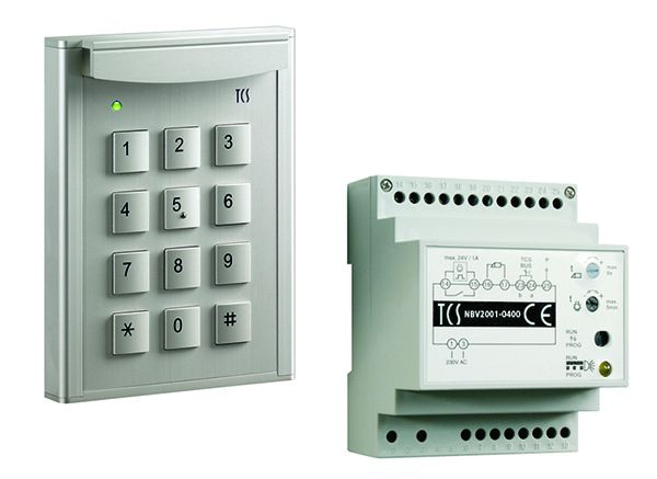 Codice sistema di controllo porta TCS: confezione con serratura a codice codelock12 per un massimo di 10 codici numerici, argento anodizzato, unità di controllo BVS20, PZF5000-0010