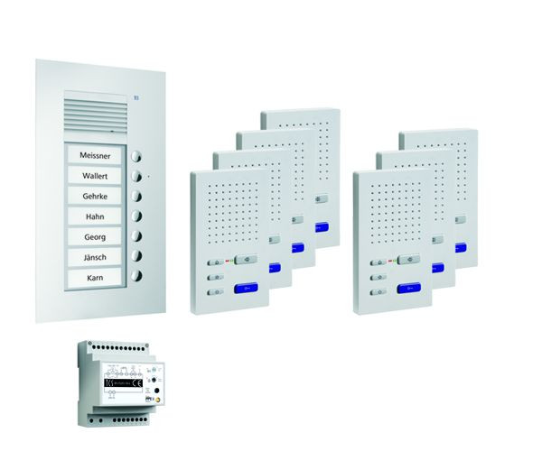Sistema di controllo porte TCS audio: pack UP per 7 unità abitative, con posto esterno PUK 7 pulsanti campanello, 7x vivavoce ISW3030, unità di controllo BVS20, PPUF07-EN / 02